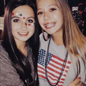 Meet your Posher, Chloe